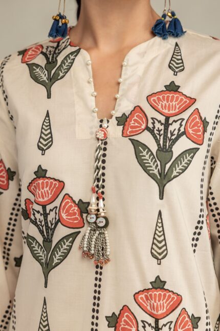Floral Cambric Kurta - View 1