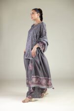 Geometric Embroidered Kurta - V1