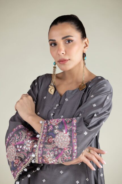 Geometric Embroidered Kurta - V2