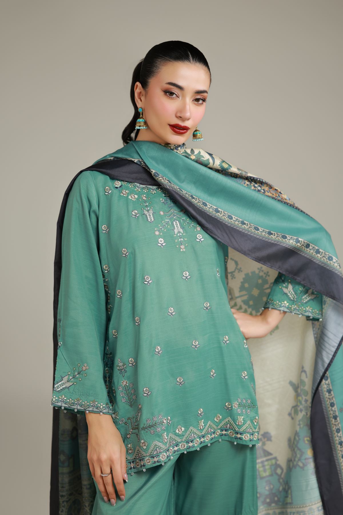2-26-106-A-F-VG_MULTI-1 Floral Drawstring Kurta - V1