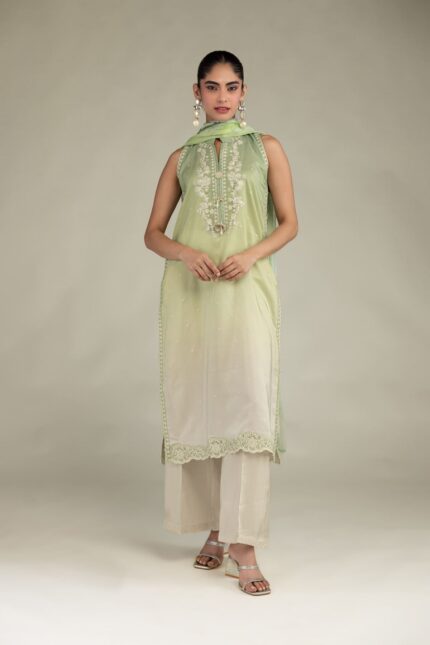 Sleeveless Floral Kurta - V1