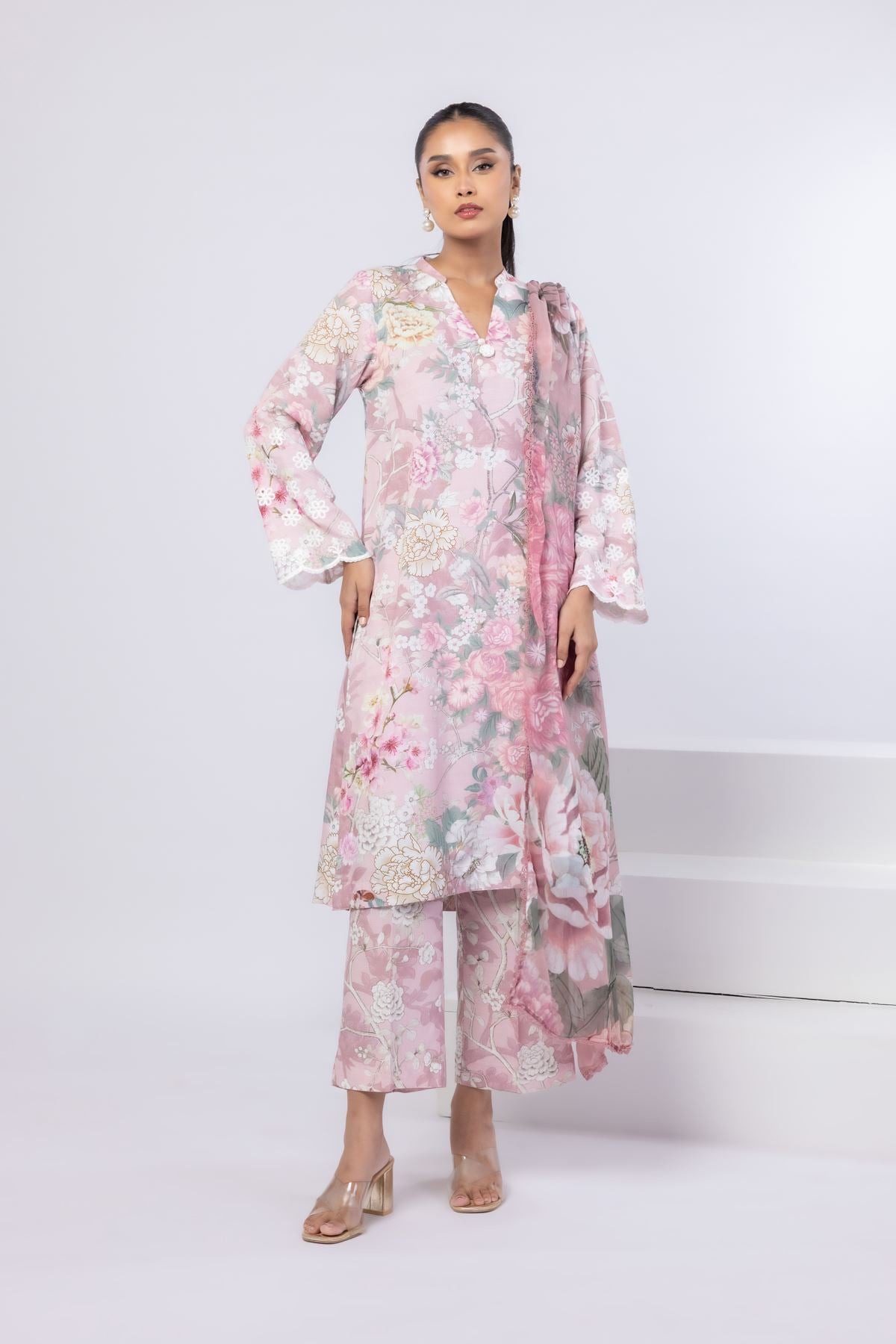 25-06-6E6-03BA-VG_MULTI-1 Signature Pants - V1