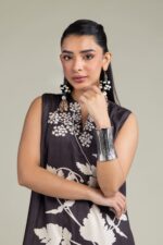 Sleeveless Viscose Shirt - V4