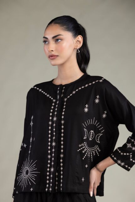 Black Round-Neck Shirt - V2