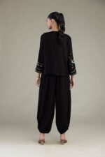 Black Round-Neck Shirt - V6