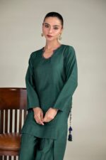 Solid Green Kurta - View 3