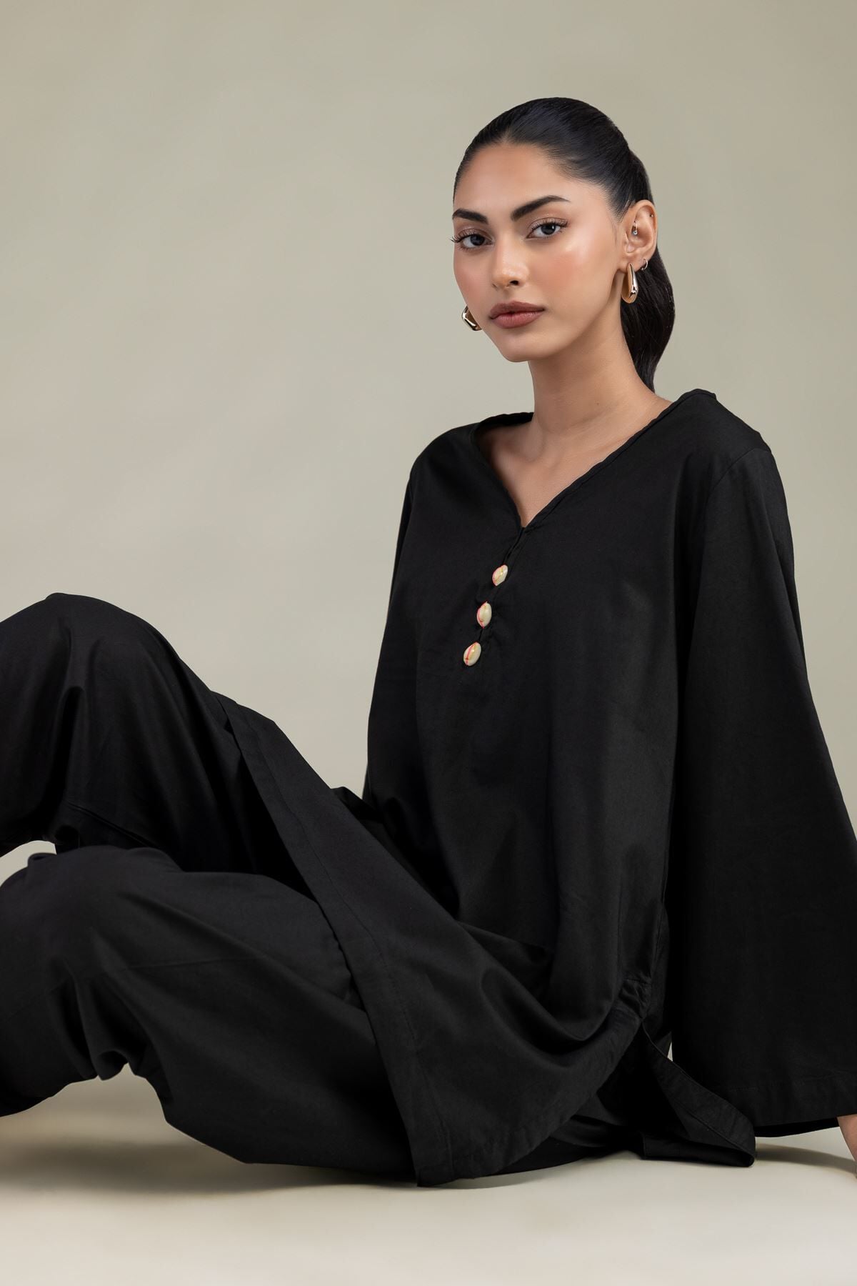 8-26-213-a-d1_multi_1-6.jpg Solid Black Shalwar 1