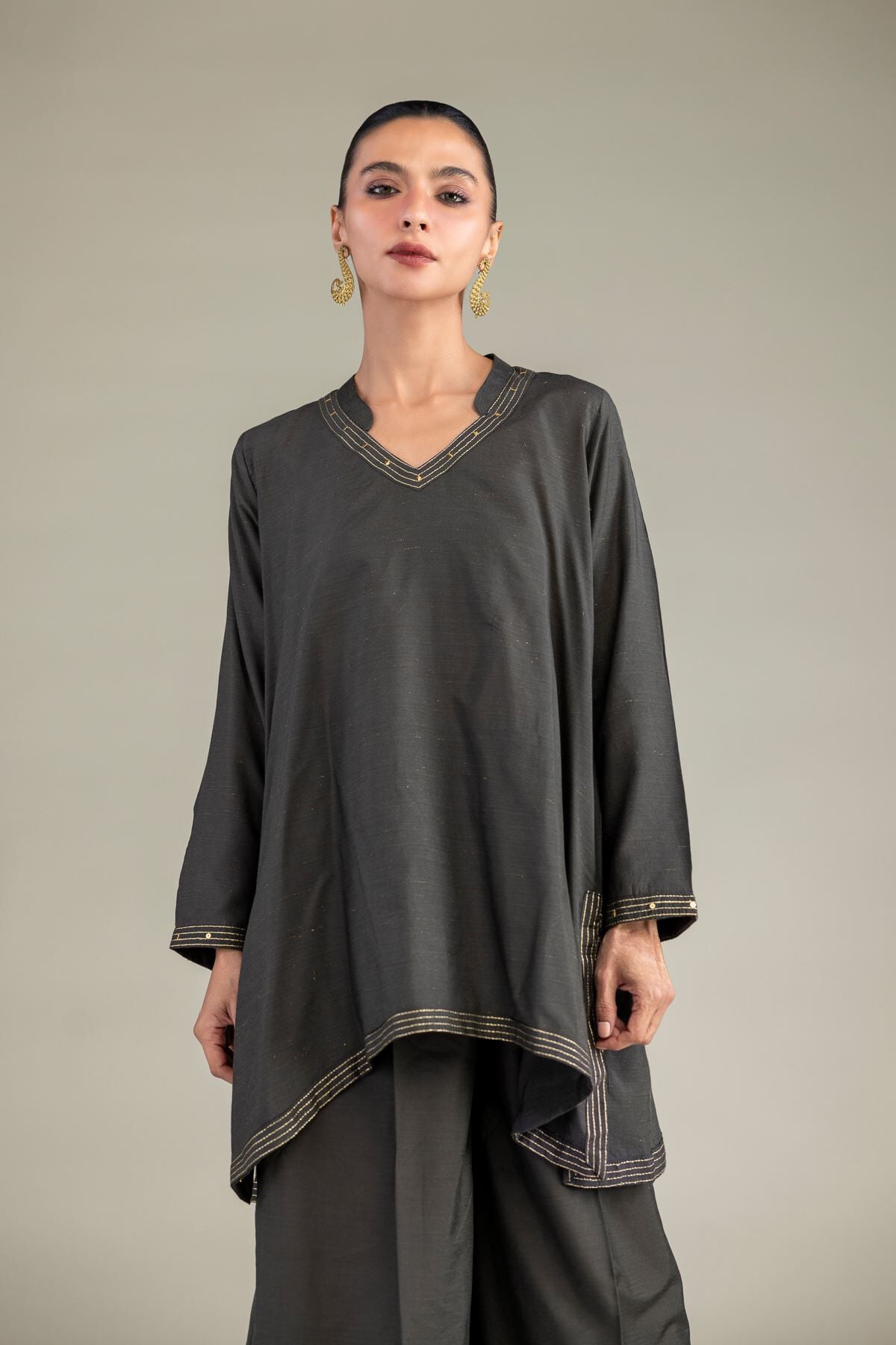 V-Neck Longline Kurta-1 V-Neck Longline Kurta - View 1