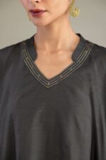 V-Neck Longline Kurta - View 5