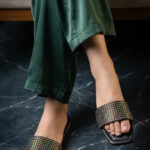 Black Casual Slipper For Ladies CL2161 - View 1