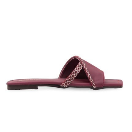 Maroon Casual Slipper For Ladies CL2186 - View 2