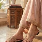 Peach Casual Slipper For Ladies CL2238 - View 1