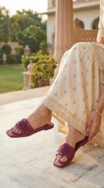 Maroon Casual Slipper For Women CL2272 - View 1