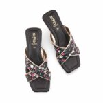 Black Casual Slipper For Women CL2305 - View 5