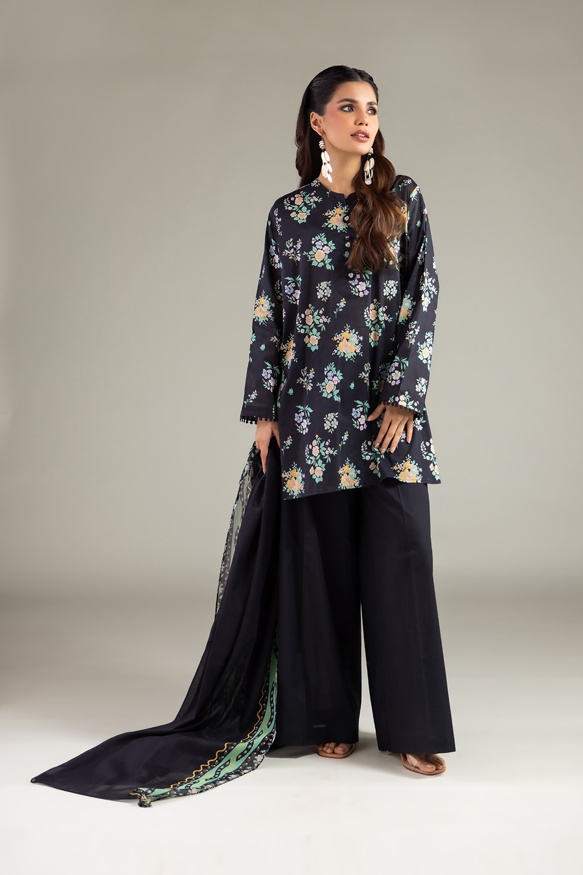 A11-26-104FB2-E-VG_MULTI-1 Fabrics 3 Piece - V1