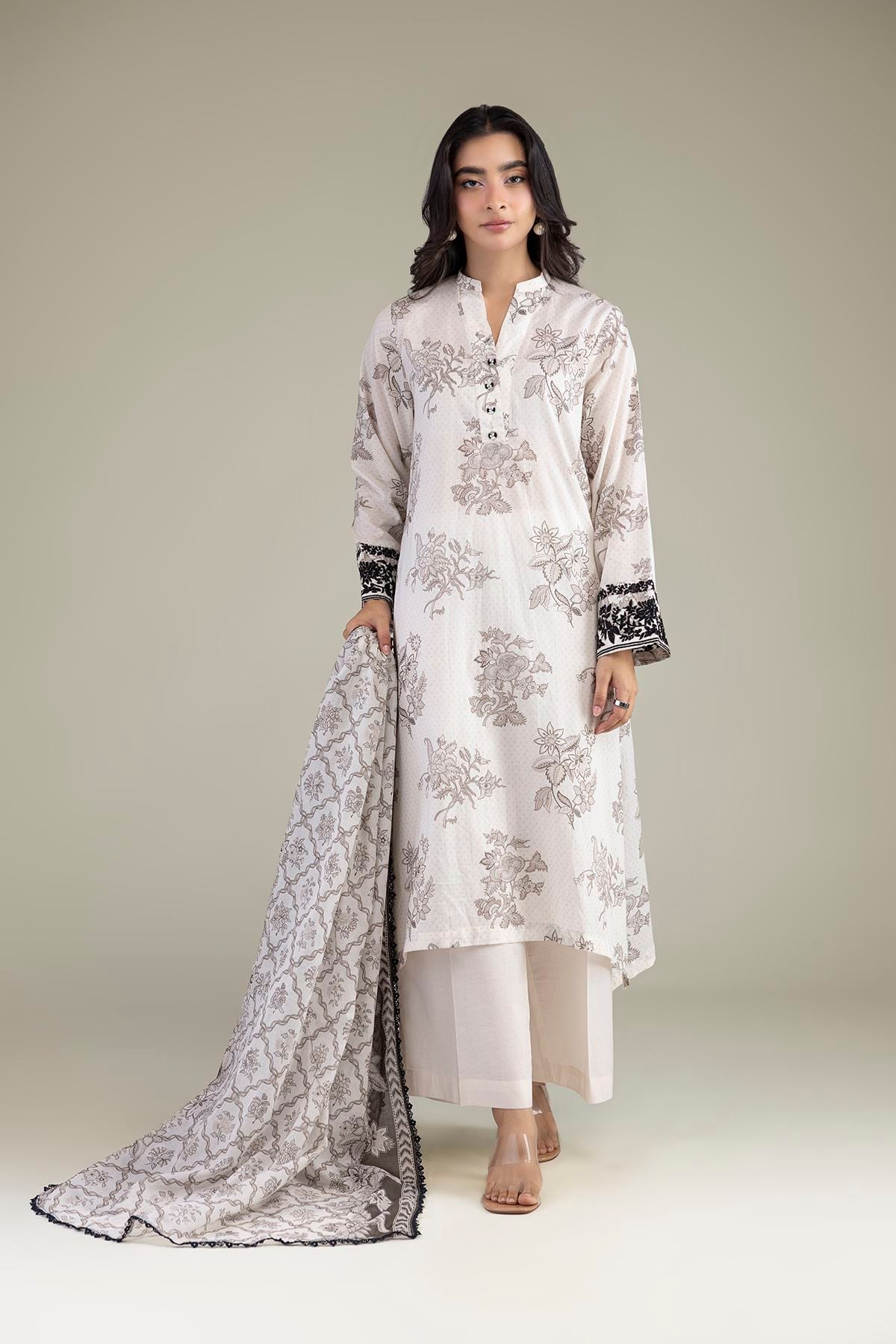 A11-26-217FD1-VG_MULTI-1 Fabrics 3 Piece - V1