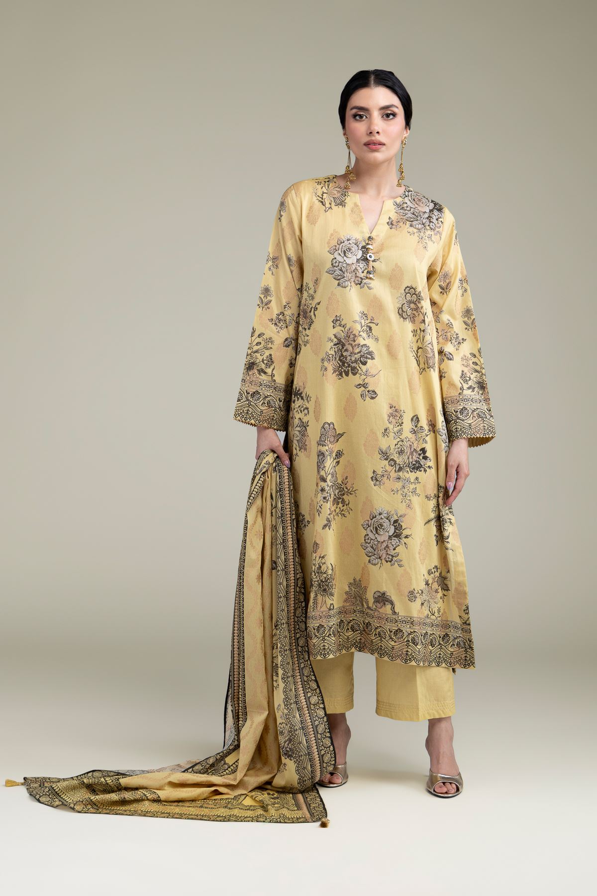 A33-26-205FA2-VG_MULTI-1 Printed Jacquard Fabrics 3-Piece - V1