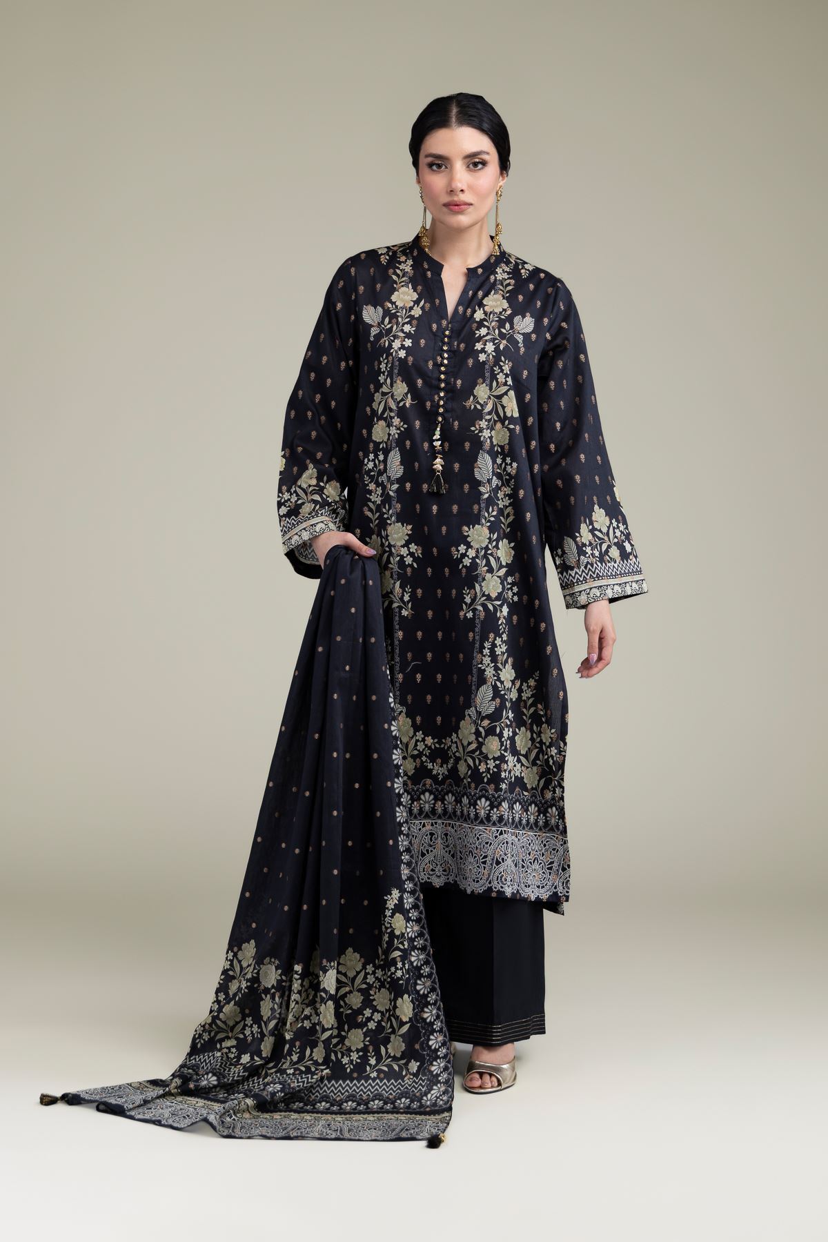 A33-26-205FB1-VG_MULTI-1 Printed Jacquard Fabrics 3-Piece - V1