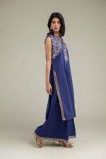 Floral Sleeveless Kurta - View 3