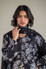 Lawn Tailored 3-Piece - View 5