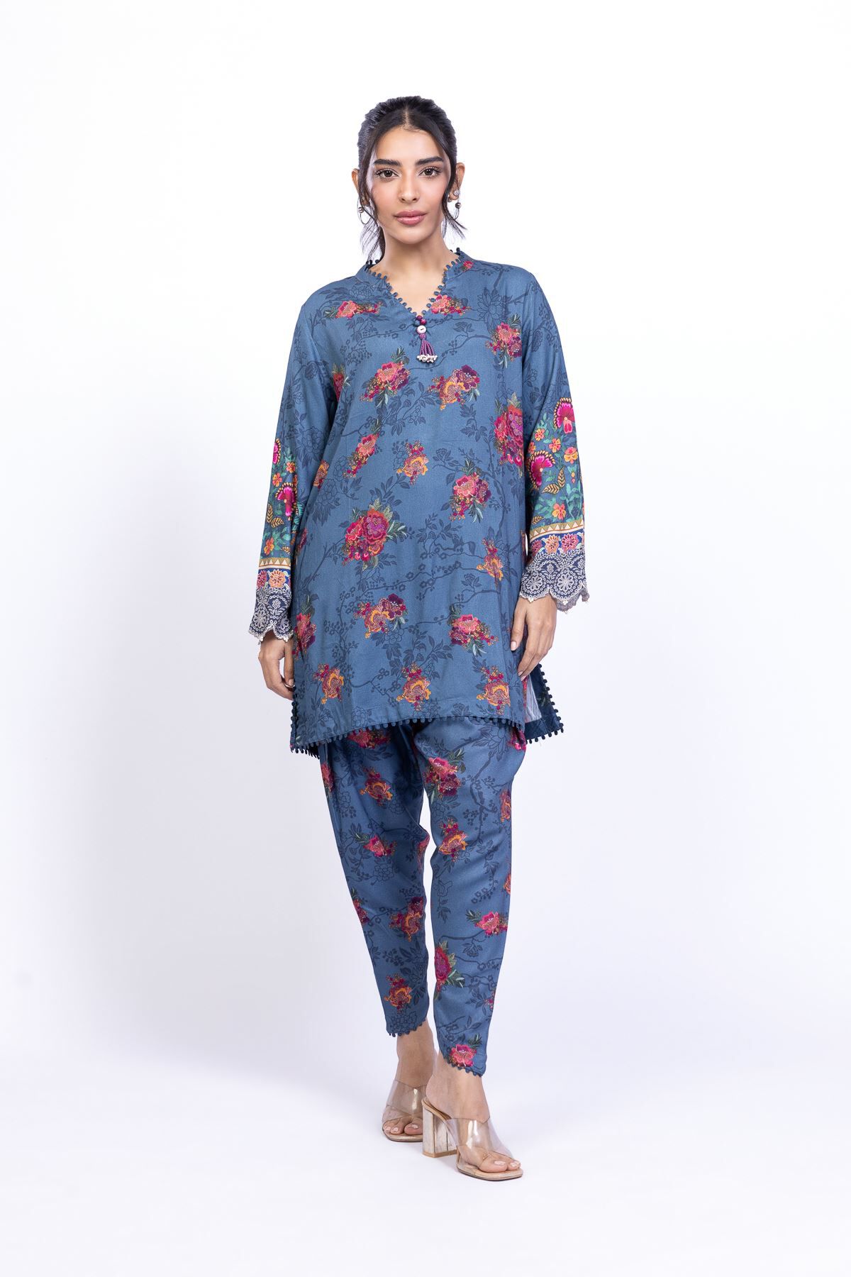 vs02b_multi_2.jpg Shalwar 1
