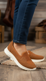 Brown Casual Sneaker For Women AT9104 - View 1