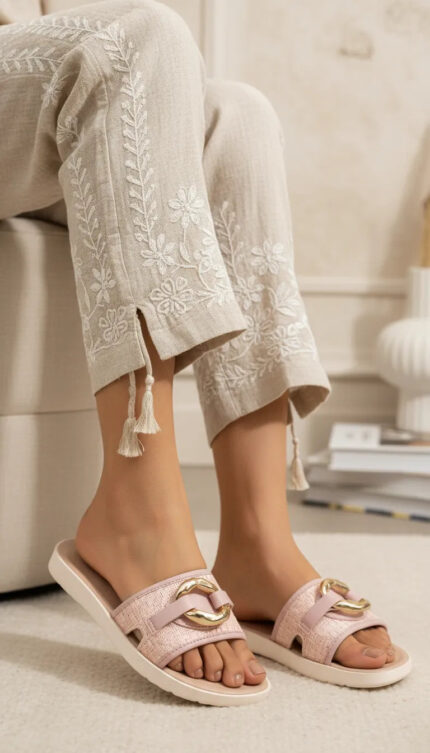 Pink Casual Softy For Ladies CL5550 - View 1