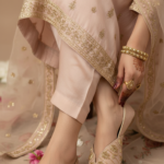 Golden Fancy Khussa For Women EC8625 - View 1