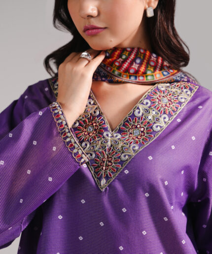 Purple Zari Lawn Straight Suit - View 2
