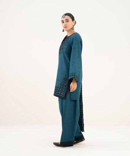 Grey Lawn Unstitched Ensemble - View 2