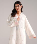 Off White Slub Lawn Straight Shirt Suit - View 3