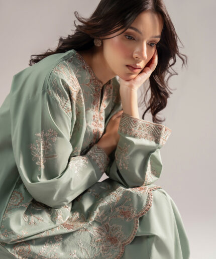 Green Cambric Boxy Suit - View 2