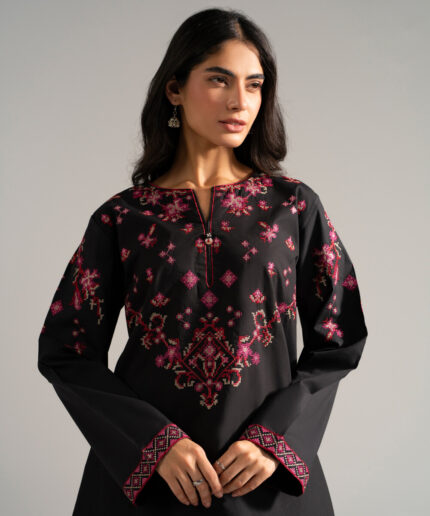 Black Slub Lawn Straight Suit - View 2