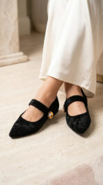 Black Pumps For Women WN1429 - View 3