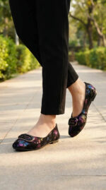 Black Pumps For Women WN1445 - View 2