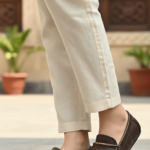 Brown Women Moccasin WN4490 - View 1
